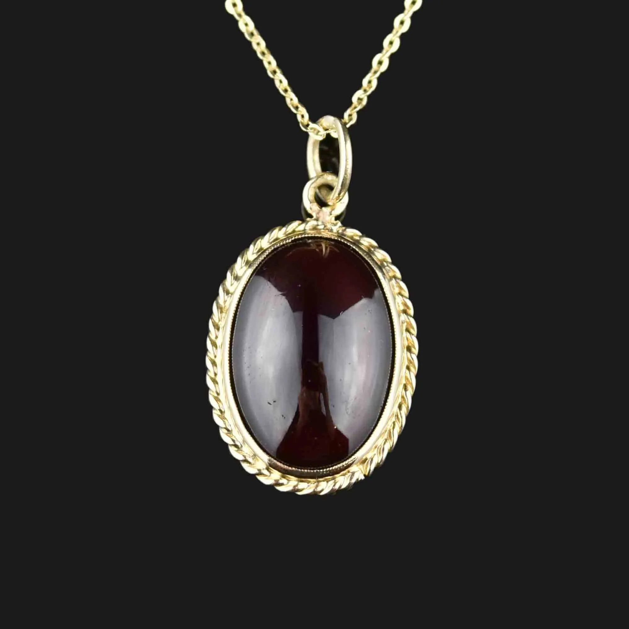 14K Gold Garnet Cabochon Pendant Necklace