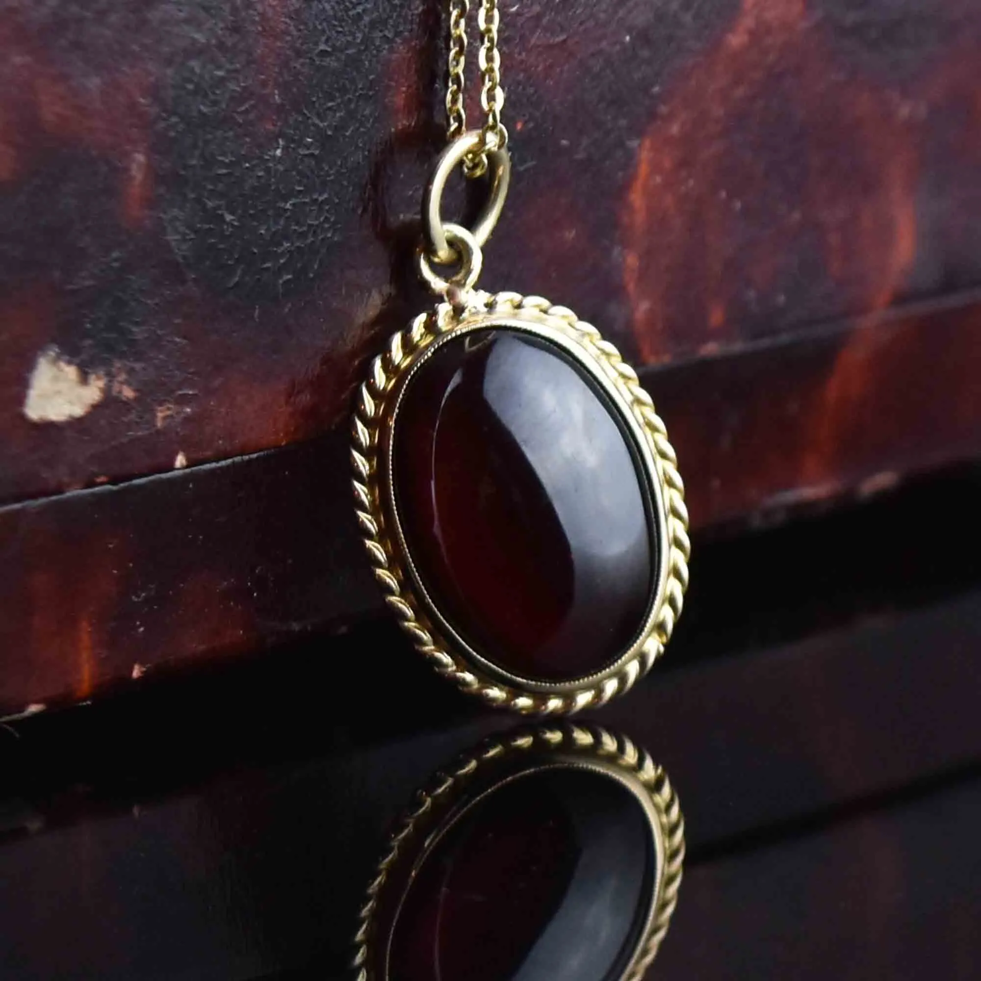 14K Gold Garnet Cabochon Pendant Necklace