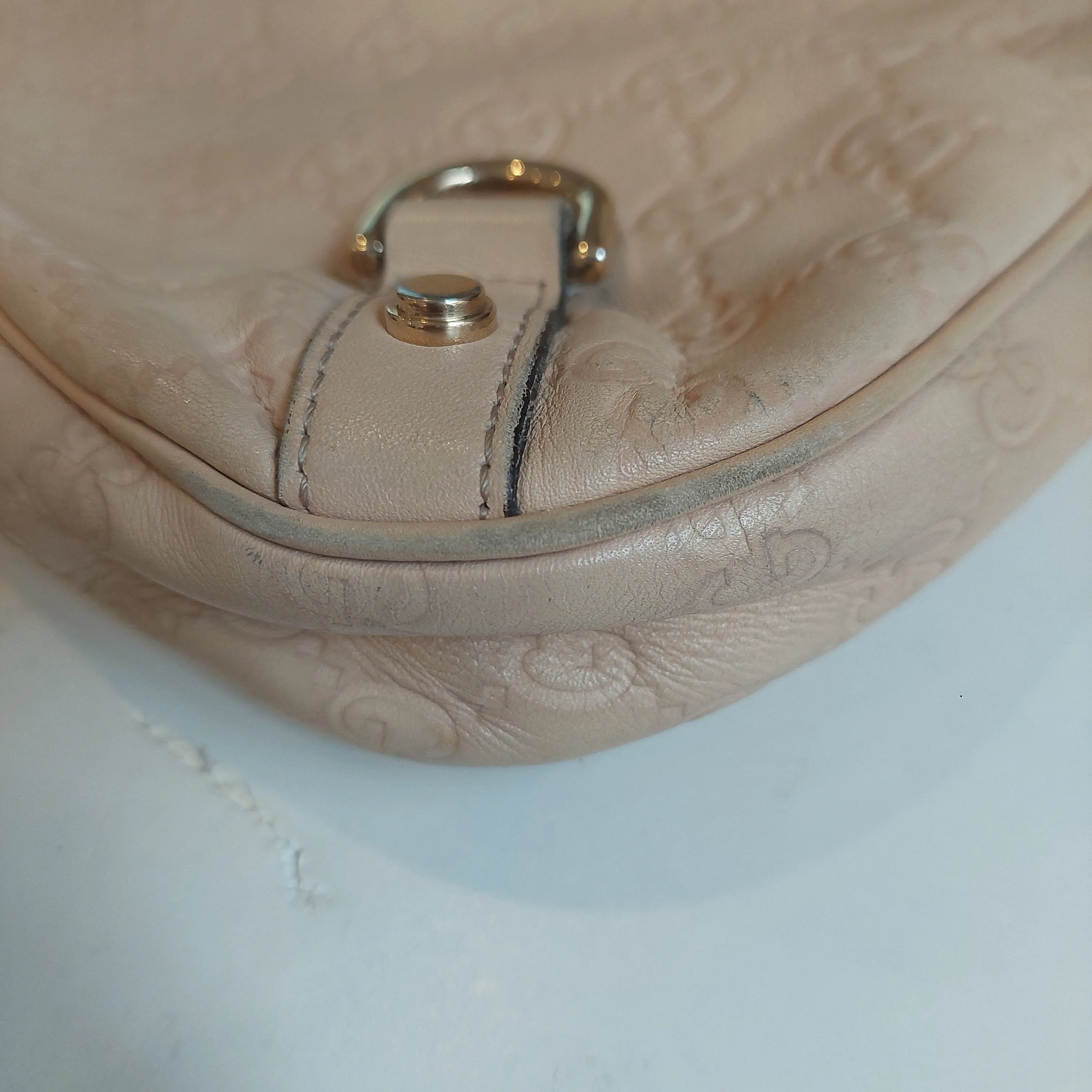 Gucci Beige Leather Abbey D-Ring Shoulder Bag | Pre Loved |