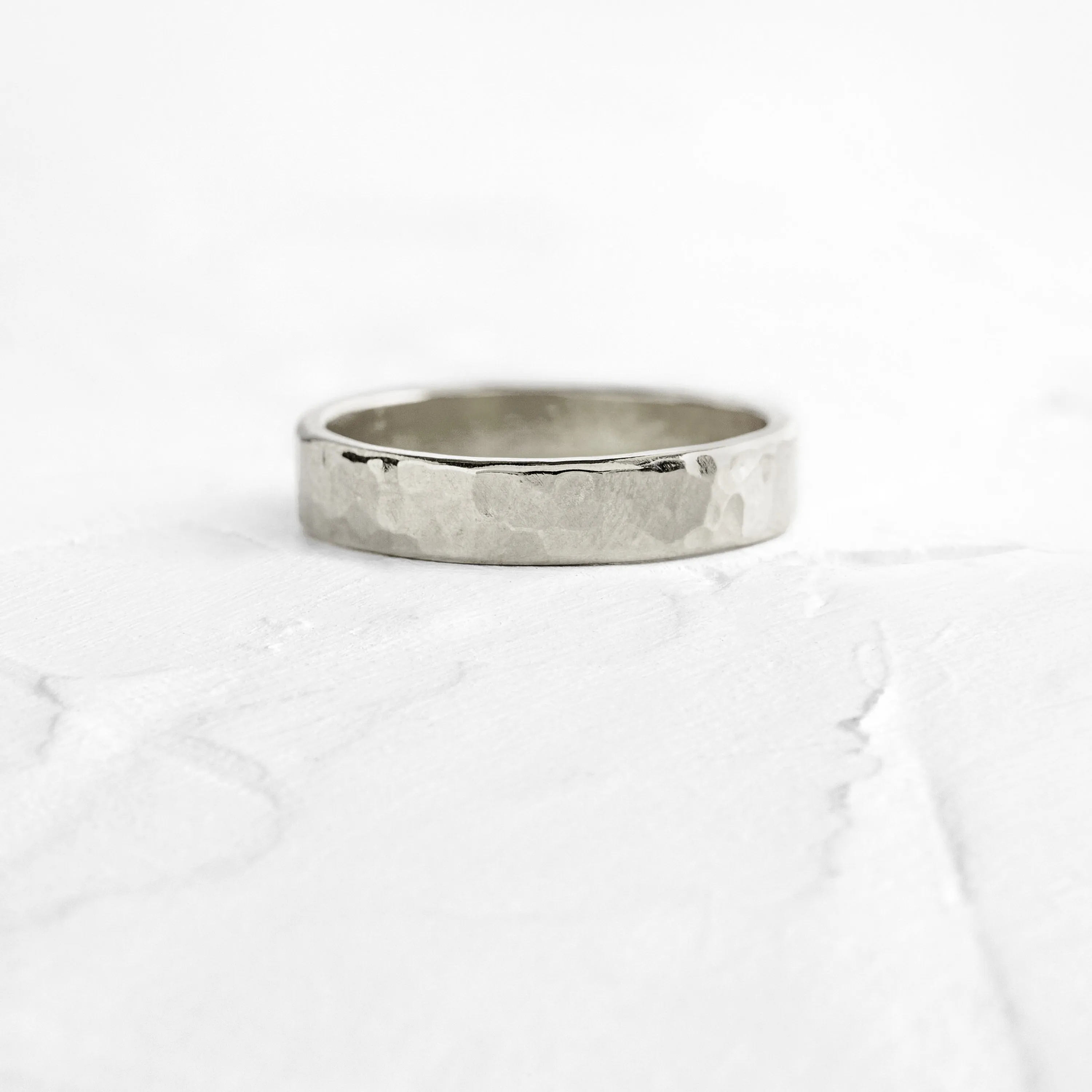 Hammered Band, 4mm, Size 8 - In Stock