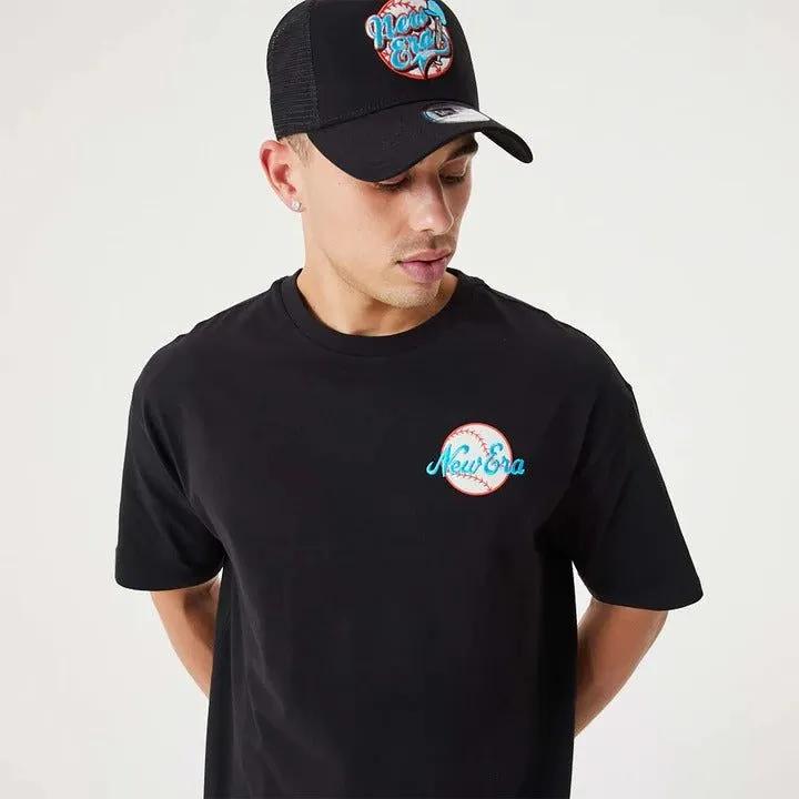 NEW ERA HERITAGE GRAPHIC OVER-SIZED TEE