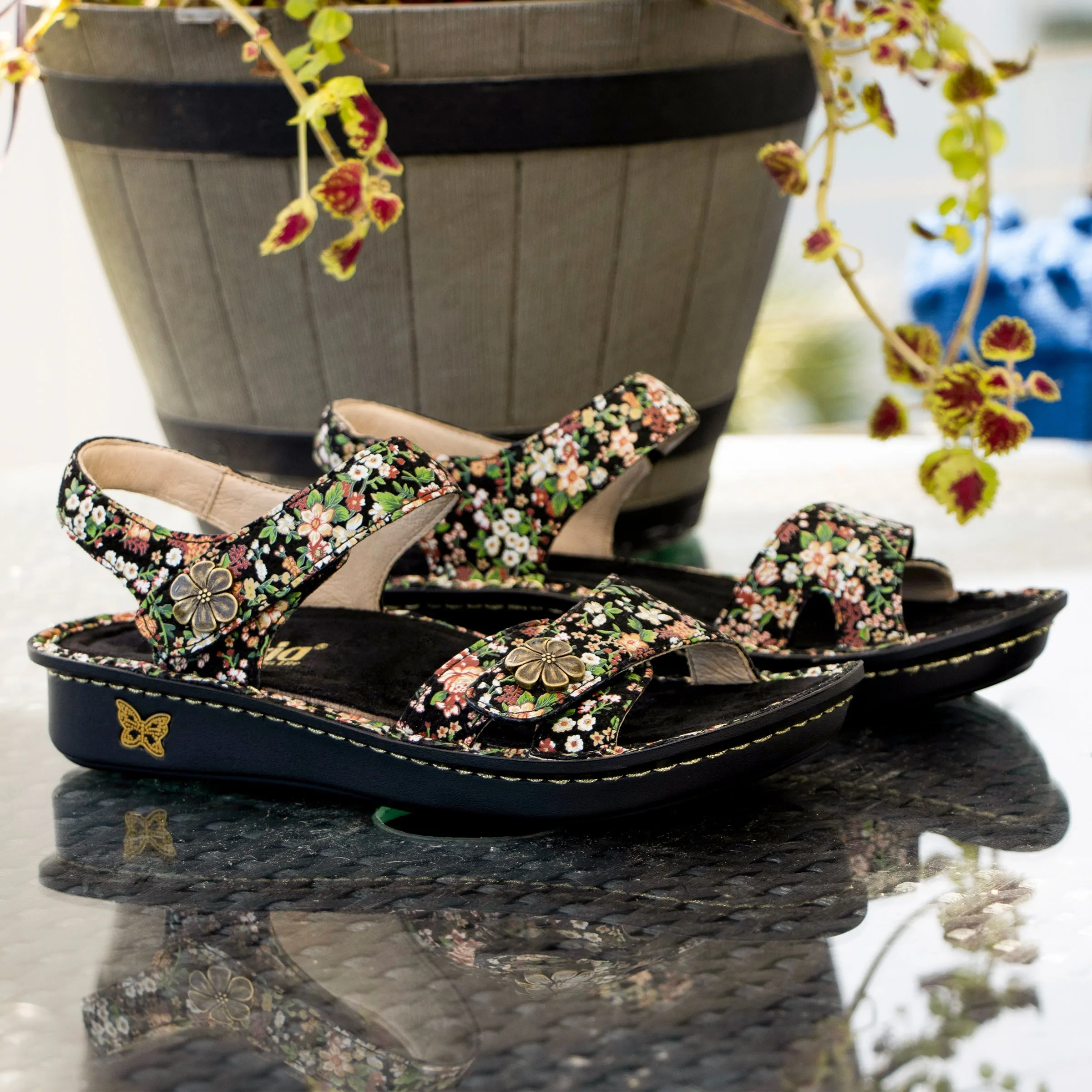 Vienna Earthy Bloom Sandal